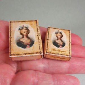 Lady&#39;s French Fashion Box Kits ~ Assembly Required ~ Dollhouse Miniatures ~ 1:12