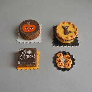 Halloween Cakes ~ Pumpkin, Black Cat, Boo, Cookies ~ Dollhouse Miniatures