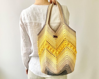 Crochet Magnolia Tote Bag