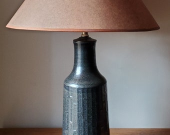 Ceramic Table Lamp | Linear | Dark Roast | 6G