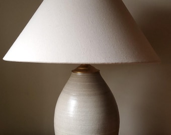 Handcrafted Table Lamp | Oval | Oat