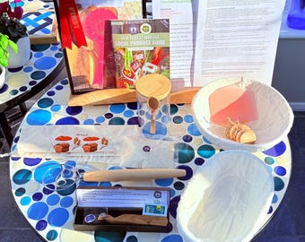 Personalised Luxury Sourdough Kit incl 2 Bannetons - Ideal Gift for the enthusiastic baker.