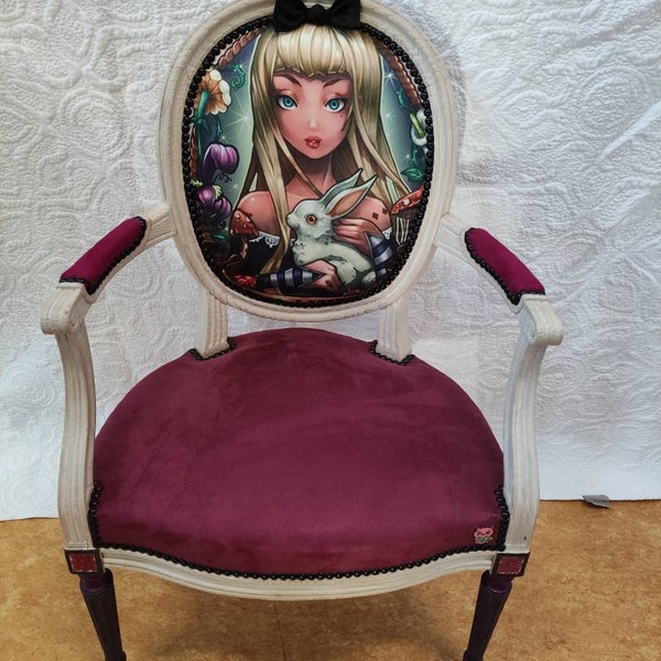 Fauteuil médaillon relooké collection princesse manga "Alice"