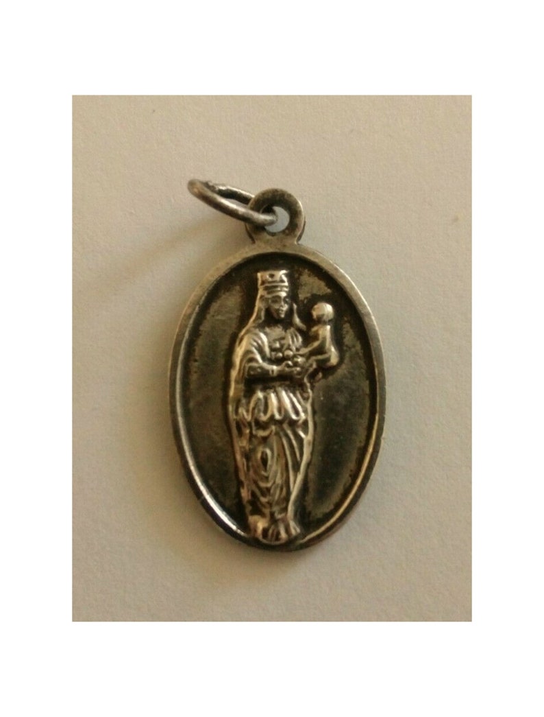 Ancienne médaille de la Vierge à l'enfant objet de image 0