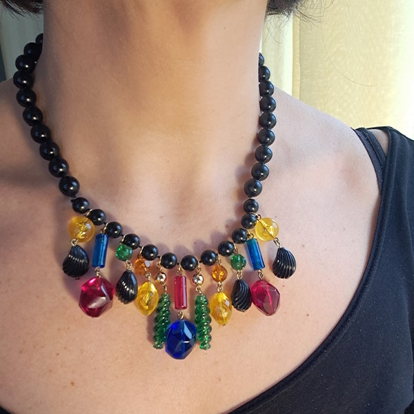 Collier de perles noires et pendentifs multicolores, pièce unique, vintage 20è siècle, cadeau pour une femme, livraison gratuite