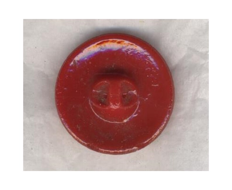 Anciens boutons rouges en pâte de verre, lot de 4 pièces gravés et peintes, 24 mm, embellissement couture, collection années 40, rares image 4