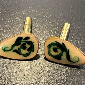 Enameled cufflinks, green pattern, stylized plant, vintage 20th century, jewelry gift for men or women, party, Valentine&#39;s Day