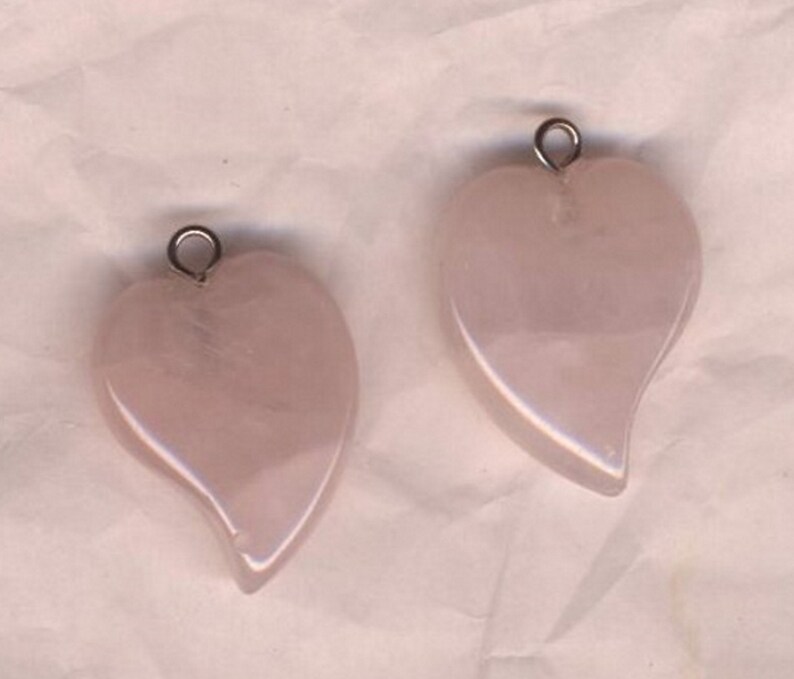 Charms deux coeurs de quartz rose pierre de gemme création image 0