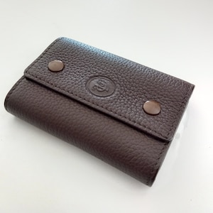 Genuine Leather Key Rings with Carabiners. Available in 4, 6 and 8 carabiners. Elegance and Functionality.
