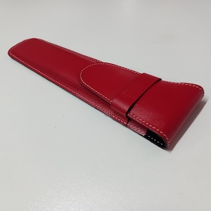 Étui pour éventail en cuir luxueux avec épingle et rabat | Protecteur de ventilateur de 19/21 cm.