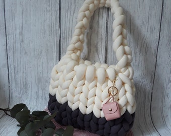 Grobstricktasche - gehäkelte Tasche - Chunky yarn, Armstricken, Handarbeit,