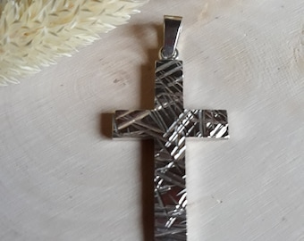 Handgearbeitetes Kreuz aus Silber, Handarbeit, Geschenk, Goldschmiedearbeit,