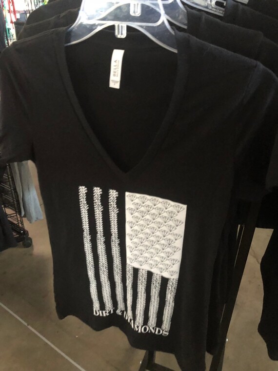 Merica Vneck