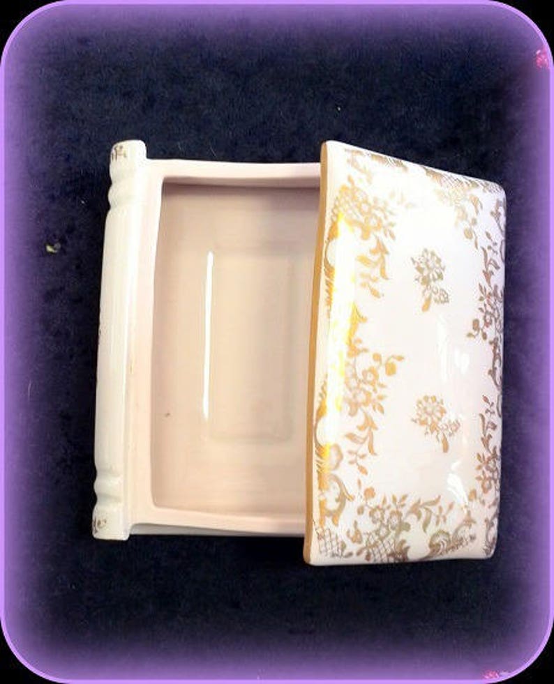 Log shaped jewelry box casket intimate pattern gold pink Limoges porcelain