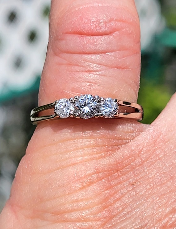 Spectacular Like New 14k White Gold Three Diamond Trilogy Ladies Engagement Ring Hearts Motif Past Present Future Style Nice WATCH VIDEO Etsy