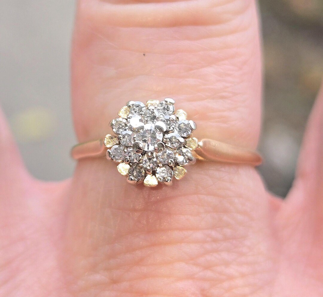 Stunning Dainty Vintage 1970-80s 14K Yellow Gold Genuine Sparkling ...