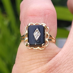 Amazing 1940s Edwardian era Art Deco style 10K yellow gold ladies rectangle shaped onyx with diamond Gothic Look Spectacular WATCH VIDEO