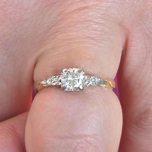 Anillo de compromiso Art Decó eduardiano antiguo de los años 30-40 con diamantes de calidad Orange Blossom de 14 k y 18 k, con sello original y rara propiedad, con tasación.