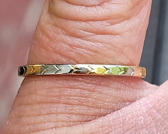 Very Rare Art Deco 1940s 14k yellow and white gold 1.8mm wide wedding ring stacker band with 2 tone relief work engraved details WATCH VIDEO