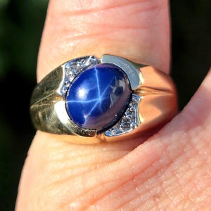 Amazing vintage retro 10k yellow gold mens ladies ring stunning 6 ray Blue Linde Star sapphire with diamonds Stunning Effects WATCH VIDEO