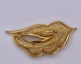 Vintage Stucco Texture Gold Tone Leaf Brooch, Vintage Statement Brooch, Leaf Jewelry, Vintage Gifts for Her