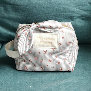 Trousse de toilette marinière fleurie