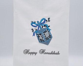 Chanukkah decor.Hanukkah decor.Hanukkah hostess gift.Jewish wedding shower gift.Chanukah linens
