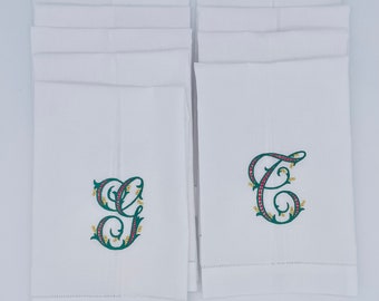 Christmas decor.Personalized Christmas linens.Christmas wedding and  hostess gift.Christmas guest towels.Custom linens