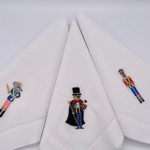 Nutcracker Dinner napkins.Linen Christmas napkins.Xmas table linens