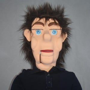 Figura ventriloqua, MIKEY