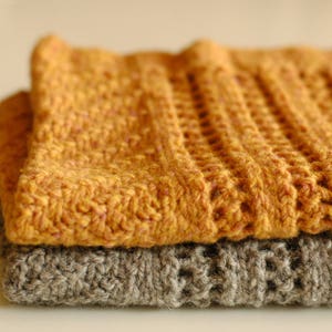 View of Singel - easy cowl pattern | winter accessory | best knits for fall | quick & simple pattern | PDF download