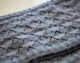 Violet Diamonds - easy cowl pattern for an Infinity scarf | winter accessory | best knits for fall | gorgeous scarf pattern | PDF