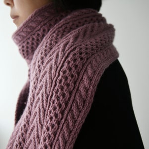 Retro Cables Scarf | knitting pattern | chart | PDF download