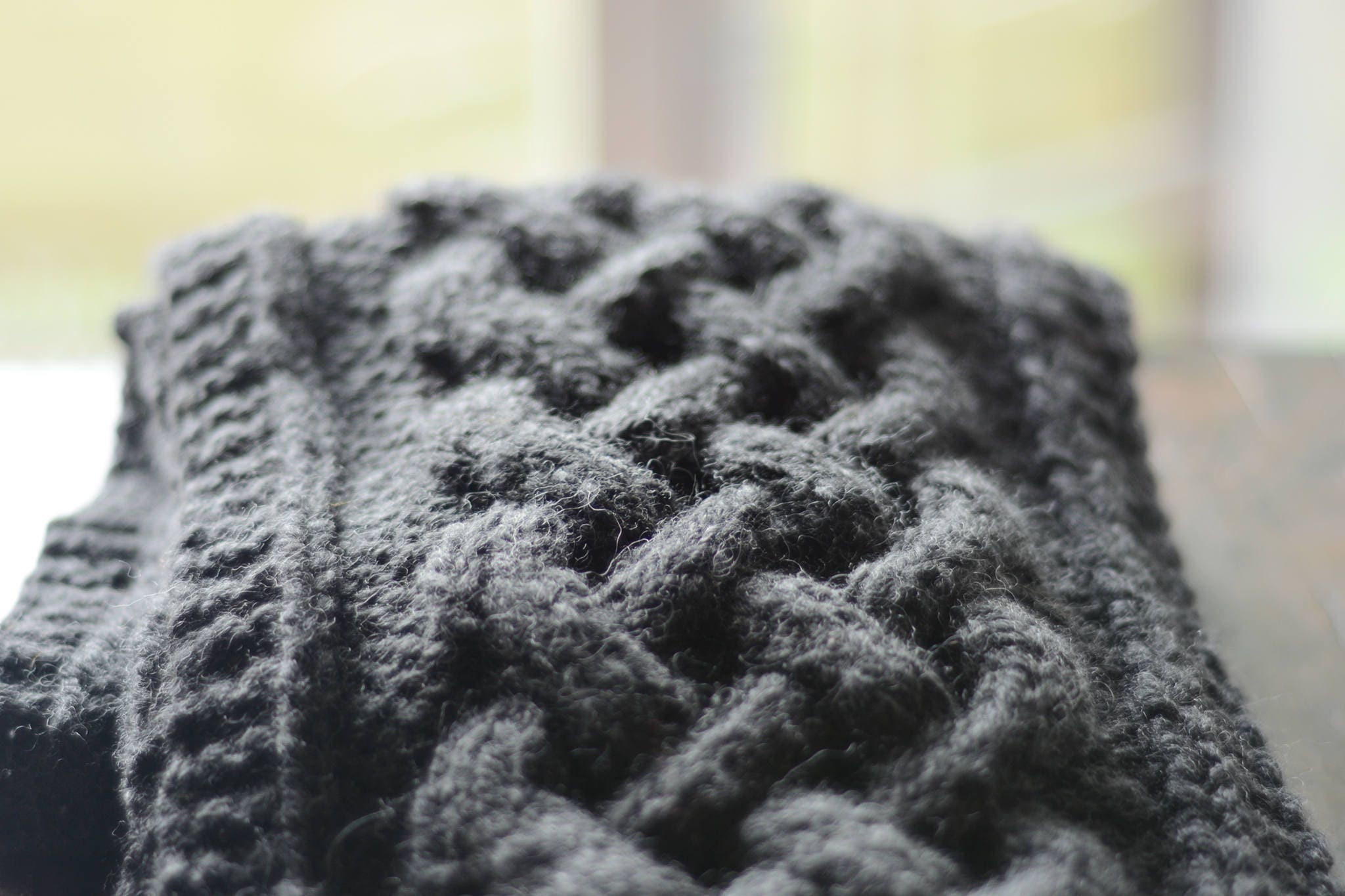 Celtic Waves - easy cowl pattern for an Infinity scarf | classic scarf pattern | chart | PDF download