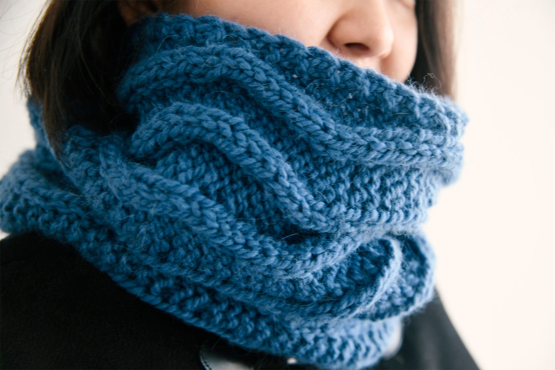 Zigzag Sky - Easy Cowl Pattern | Chart | PDF Download - Etsy