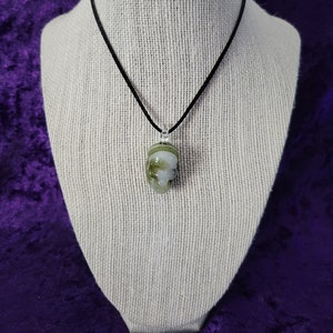 Metallic Green/Cream White Glass Skull Necklace