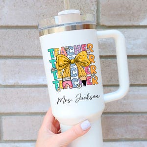 Teacher Tumbler, Personalized Gift for Teacher with Name, Custom Teacher Name Gift, End of Year Teacher Tumbler, Teacher Appreciation Gifts