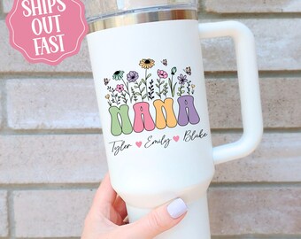 Nana Tumbler, Personalized Mother’s Day Gift, Custom 40oz Tumbler with Handle, Custom New Nana Travel Mug with Kids Names, Floral Nana Cup