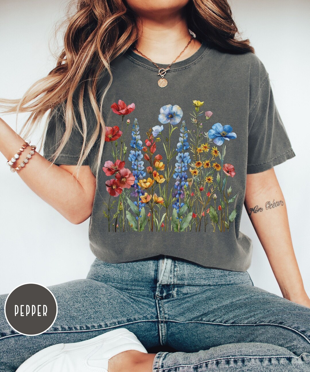 Boho Wildflowers, Flowers Shirt, Womens Graphic Tee, Floral Shirt, Nature Lover Gift, Botanical Shirt, Retro Vintage Flowers T Shirt