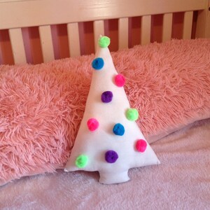 Pom Pom Christmas tree pillow Pom Pom Christmas decor modern christmas pillow bright Christmas Pom Pom pillow stocking stuffer Pom Pom tree