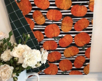 Reversible Pumpkin Table Runner: Fall Farmhouse Thanksgiving Decor