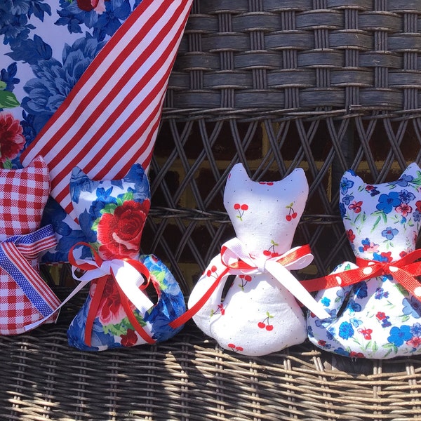 Americana cat pillow cat lover primitive cat bowl filler decor 4th of July cat patriotic kitten country farmhouse cat Americana kitten