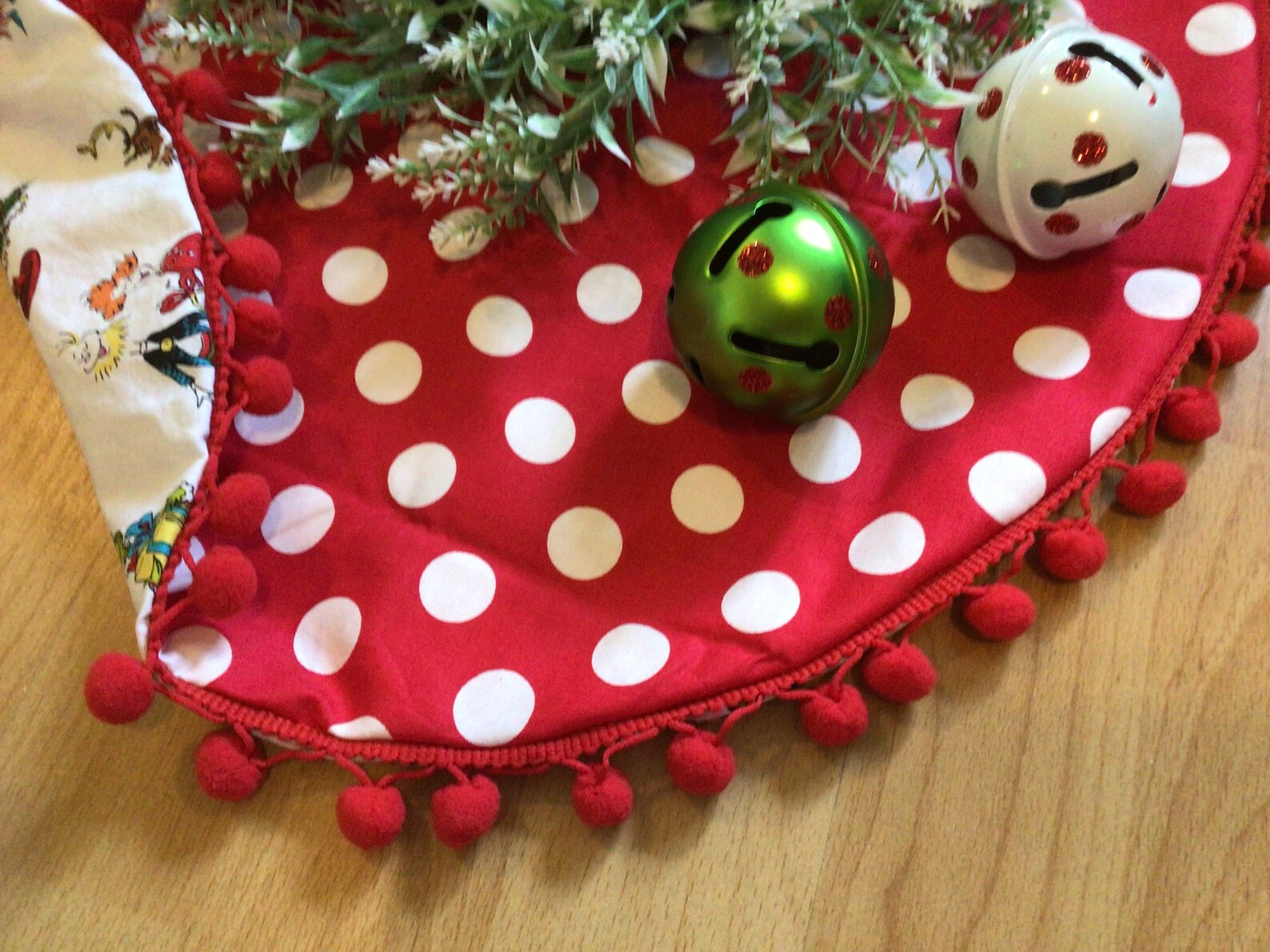 Grinch Christmas Tree Skirt 40 Dr.seuss Christmas Tree Skirt Etsy