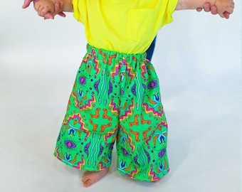 Childrens Wide leg trousers. Handmade, sustainable, unisex, fun, festival, kids, co-ord, culottes. Baby - child sizes. Green Aztec Print