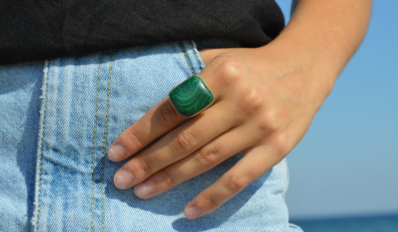 Unique Ring For Woman Sterling Silver Malachite Gemstone Ring Emerald Greenn Gemstone Ring