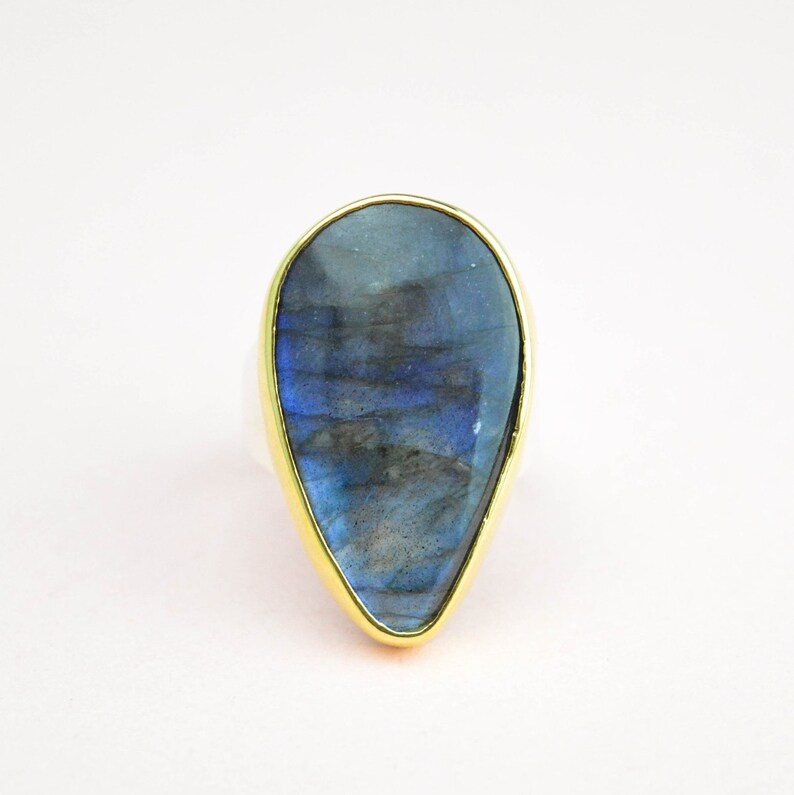 Rainbow Color Ring Ring Artisan Ring For Woman Gift For Her Large Gemstone Ring Teardrop Gemstone Ring Labradorite Statement Ring