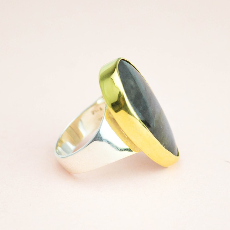 Rainbow Color Ring Ring Artisan Ring For Woman Gift For Her Large Gemstone Ring Teardrop Gemstone Ring Labradorite Statement Ring