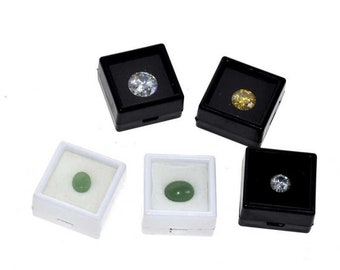Diamond 4x4 cm. White Gem Display plastic box Storage for Gemstones