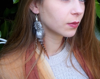 Single feather earring. Original earring. Natural feather earrings. Boho chic earring.