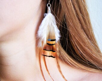 Single feather earring. Wife gift. Natural feathers. Boho-chic style. Feather jewelry. Original earring.